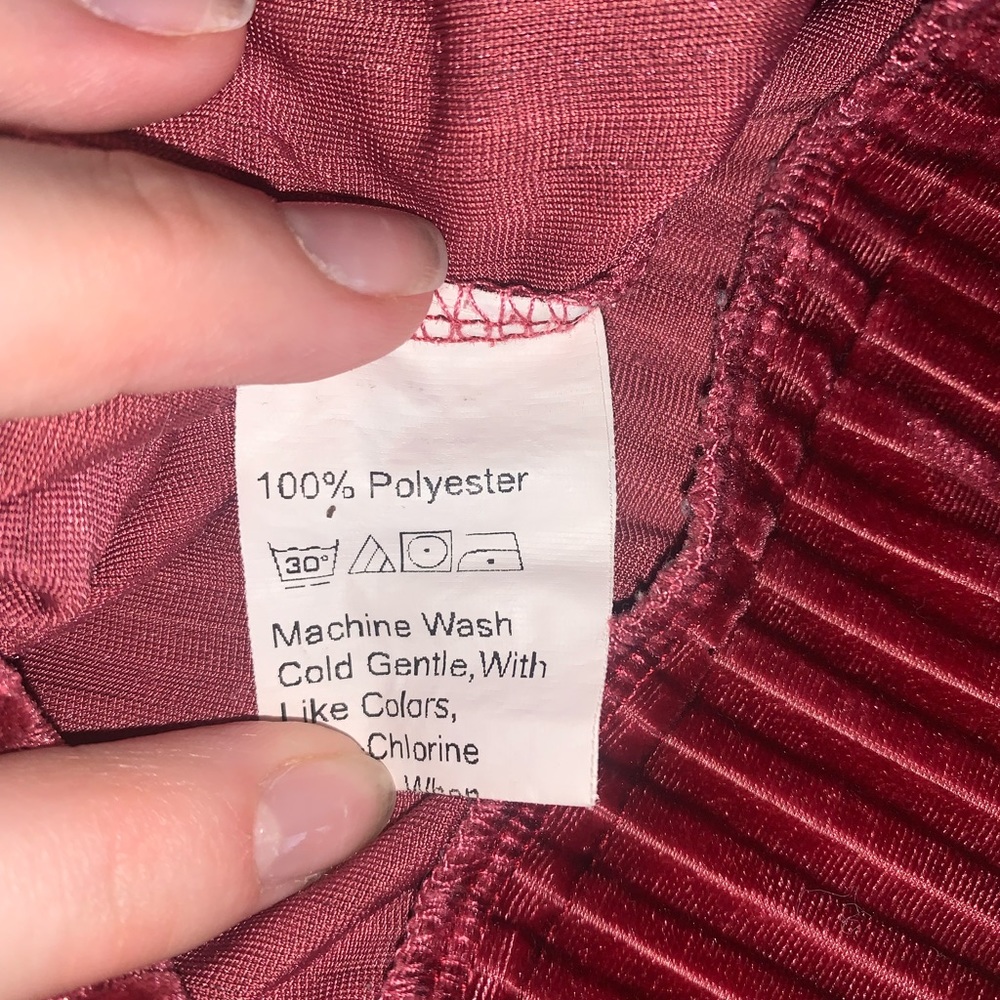 SHEIN pink pleated tight fit flare pants - Picture 5 of 5